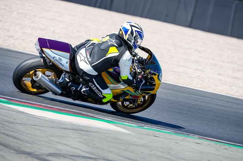 donington no limits trackday;donington park photographs;donington trackday photographs;no limits trackdays;peter wileman photography;trackday digital images;trackday photos